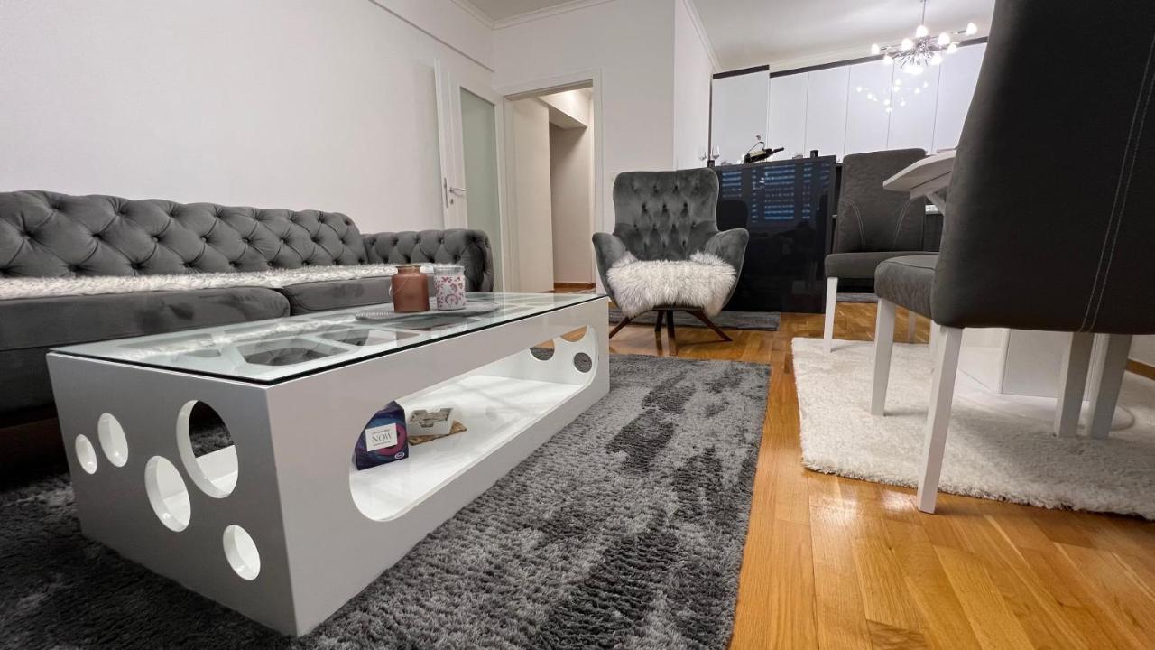Apartman Nejra Tuzla Extérieur photo